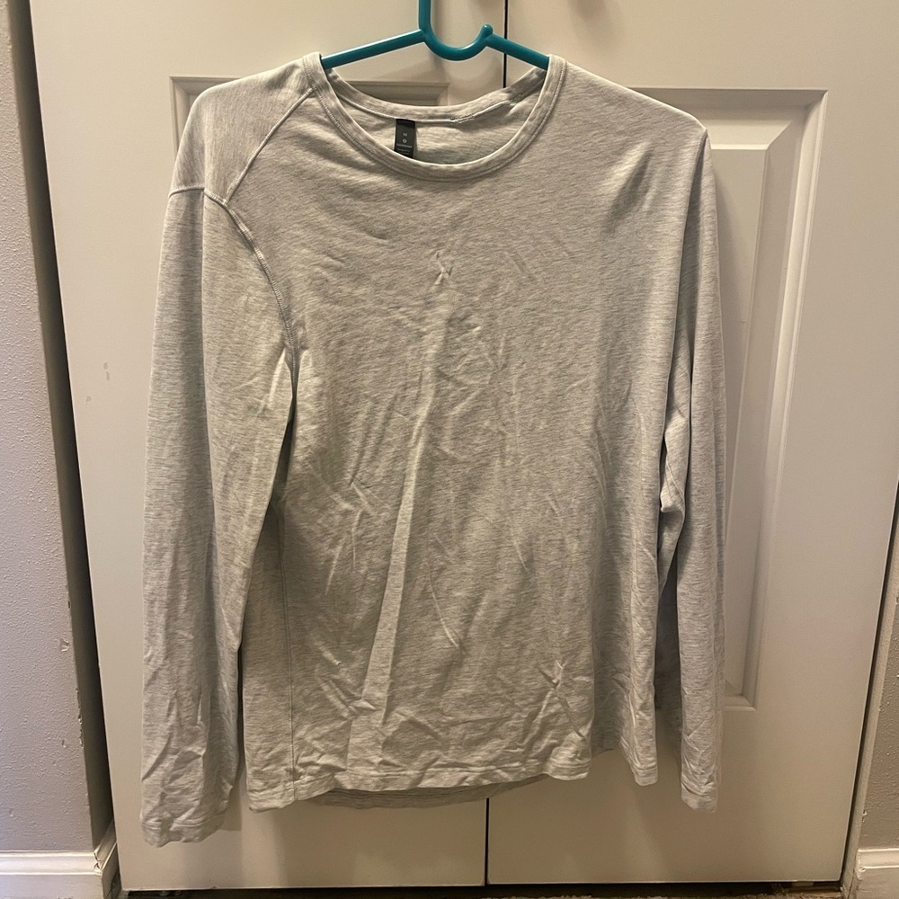 lululemon athletica Light Gray Long Sleeve Tee